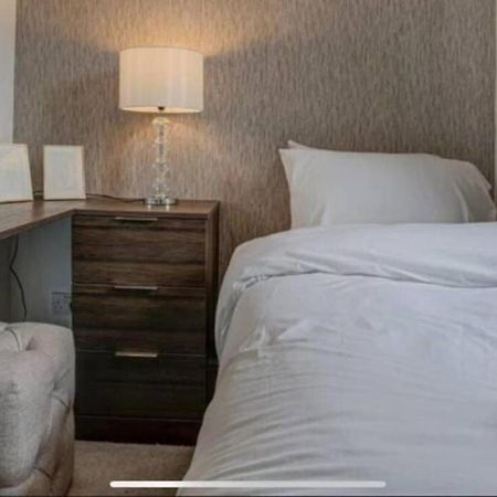 Luxury 4 Bedroom House Manchester Ngoại thất bức ảnh